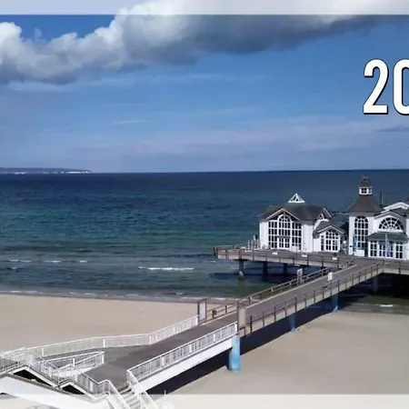 Dat-klinkerhus-auf-ruegen-xxl-urlaubsparadies-nahe-ostseestrand-nationalpark-fuer-17-gaeste 펜션 글로페