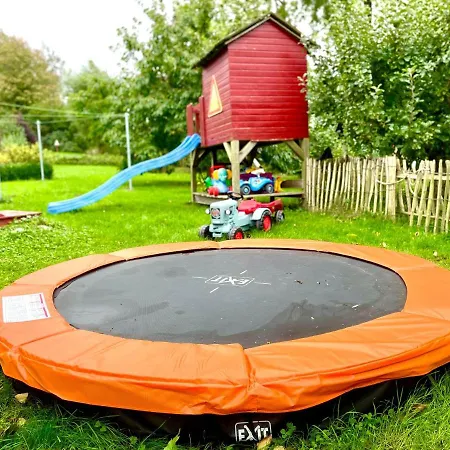 Dat-klinkerhus-auf-ruegen-xxl-urlaubsparadies-nahe-ostseestrand-nationalpark-fuer-17-gaeste 펜션 *