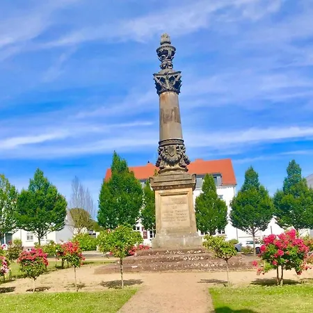 Dat-klinkerhus-auf-ruegen-xxl-urlaubsparadies-nahe-ostseestrand-nationalpark-fuer-17-gaeste 펜션 글로페