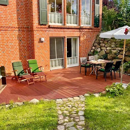 Dat-klinkerhus-auf-ruegen-xxl-urlaubsparadies-nahe-ostseestrand-nationalpark-fuer-17-gaeste 펜션 글로페