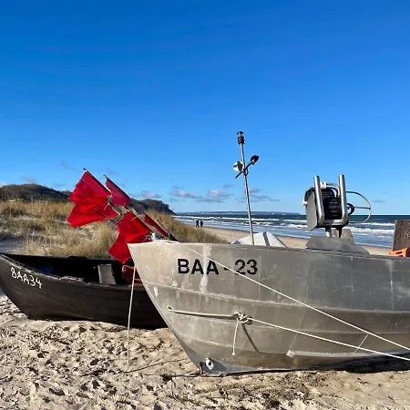 Dat-klinkerhus-auf-ruegen-xxl-urlaubsparadies-nahe-ostseestrand-nationalpark-fuer-17-gaeste Tatil Evi *
